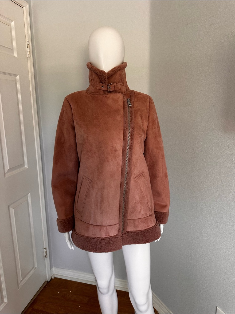 LOFT Teddy Jacket in Rust Pink